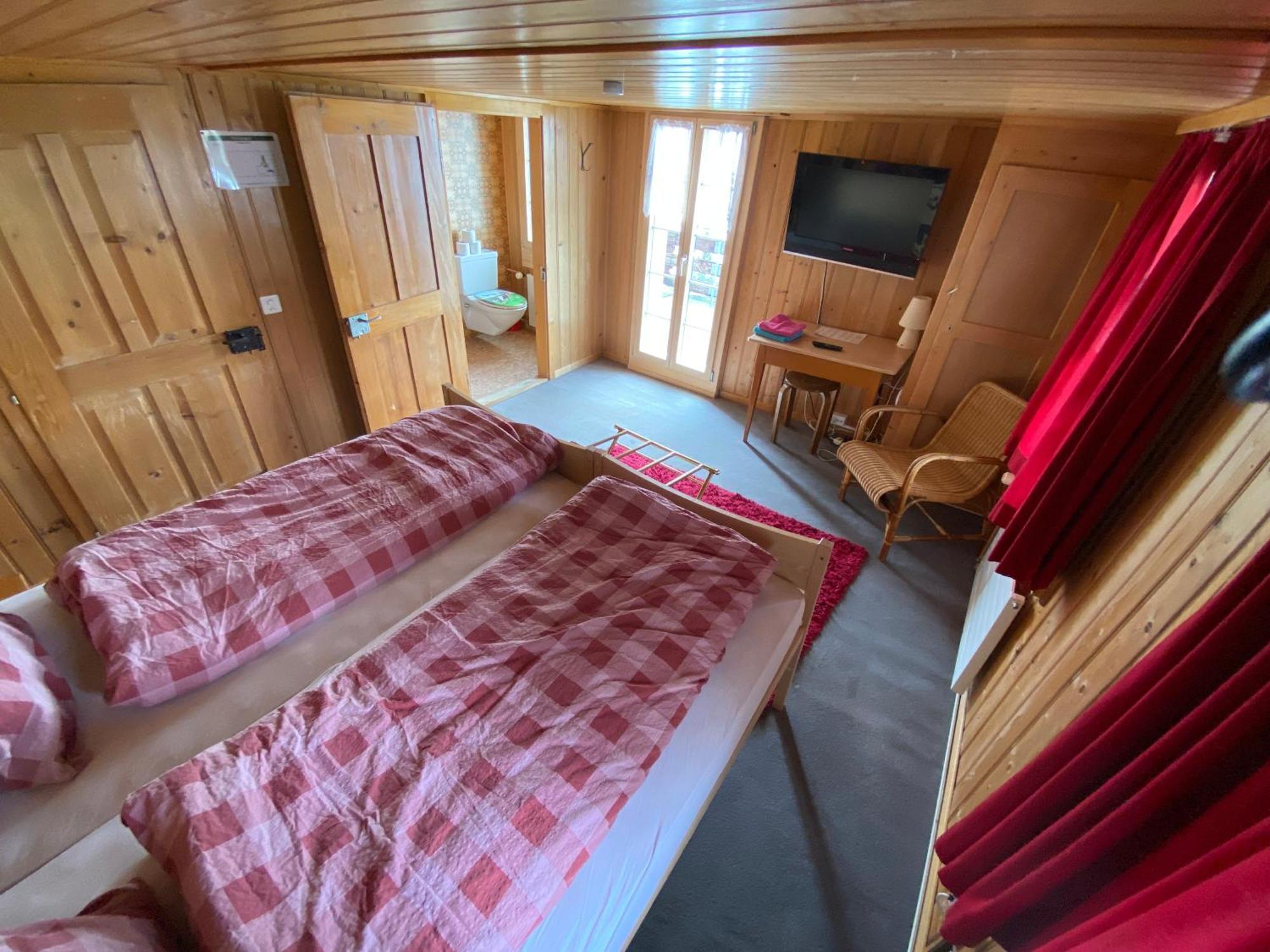 Rigi-Burggeist Alpine Guesthouse ゲルサウ 部屋 写真